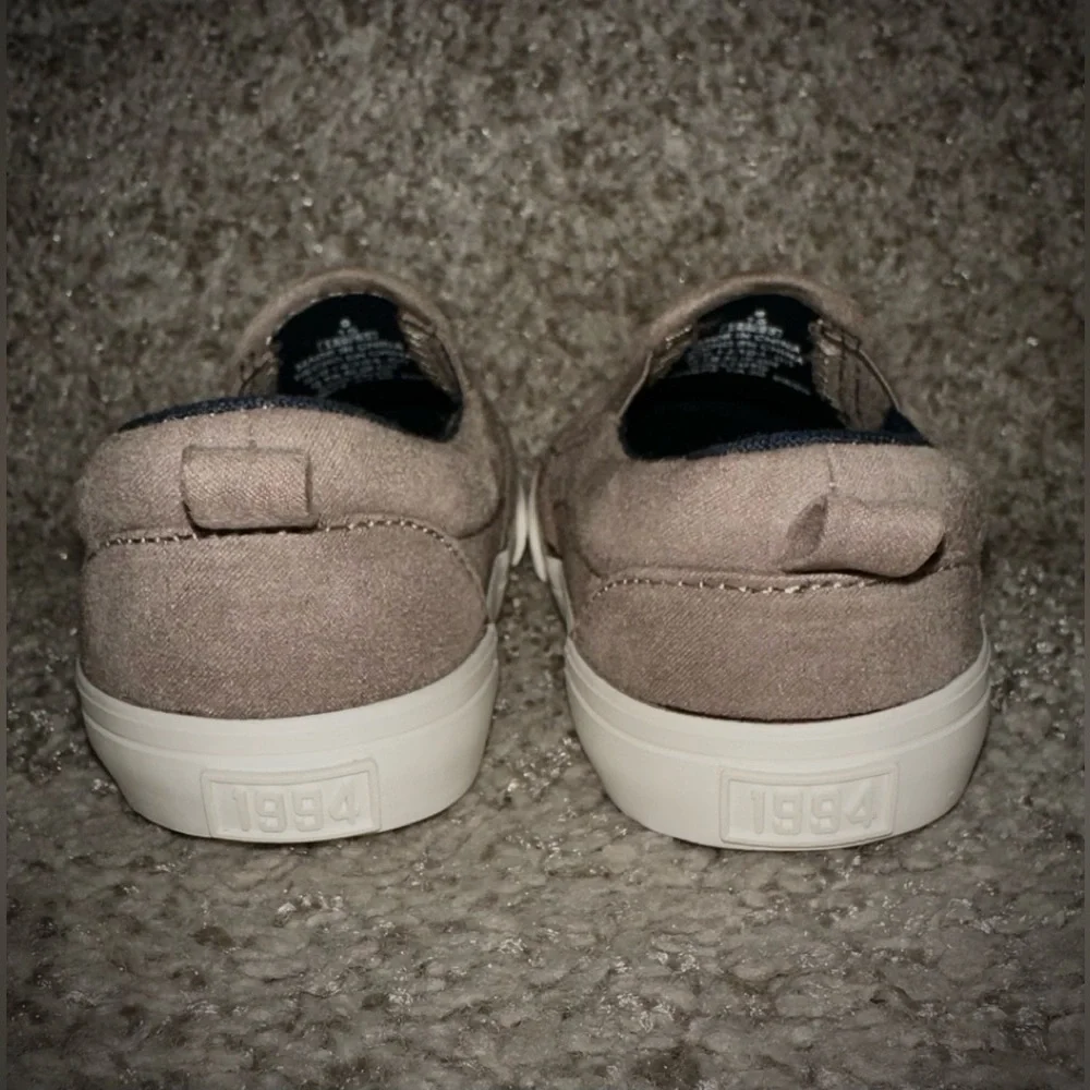 NEW✨ Old Navy Faux Suede Boys Moccasin